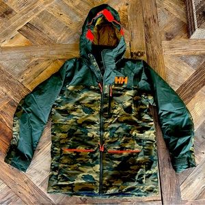 Helly Hansen Insulated Ski Jacket (Boys') size - 12, color- green camo